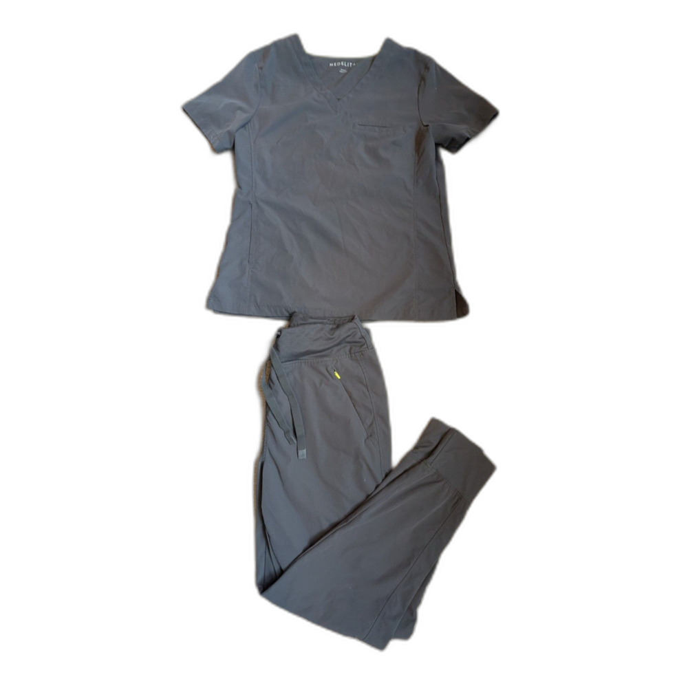 Medelita Pewter Gray Scrub Set (M) - Like new